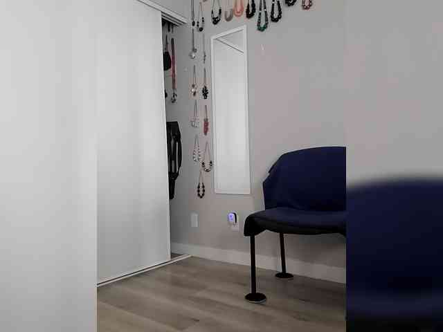 QueenAnitaDix Live Webcam on BongaCams