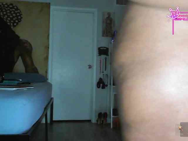 QueenAnitaDix webcam