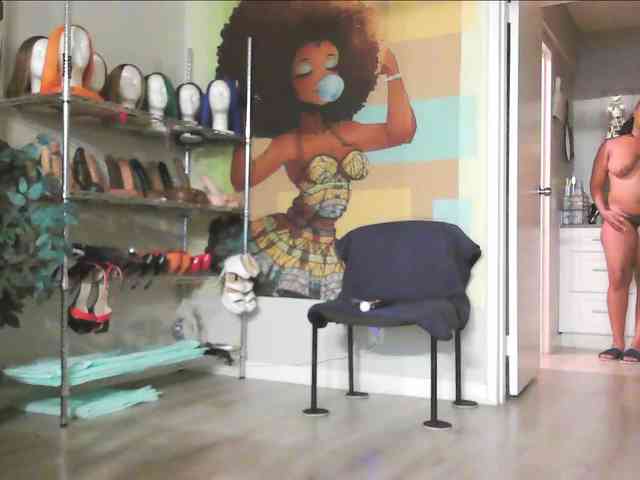 QueenAnitaDix QueenAnitaDix