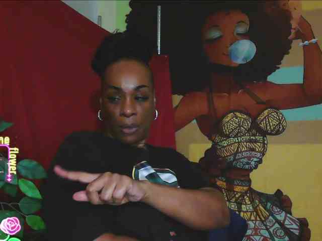 QueenAnitaDix webcam