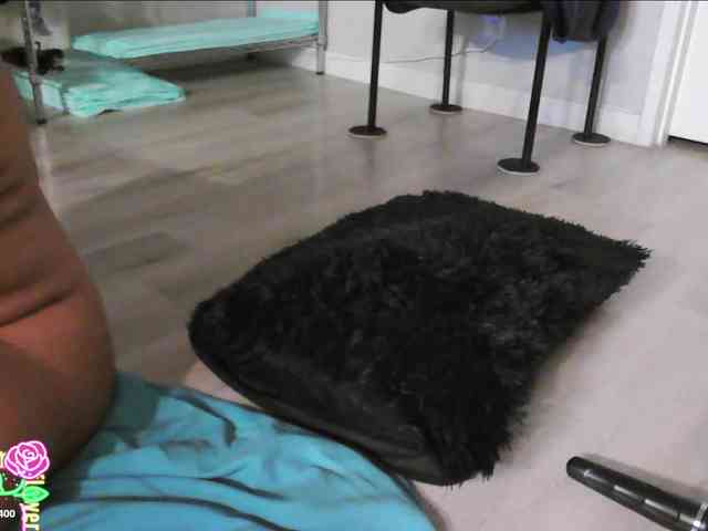 QueenAnitaDix webcam