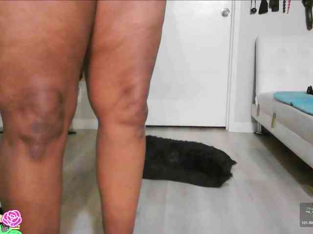 QueenAnitaDix webcam