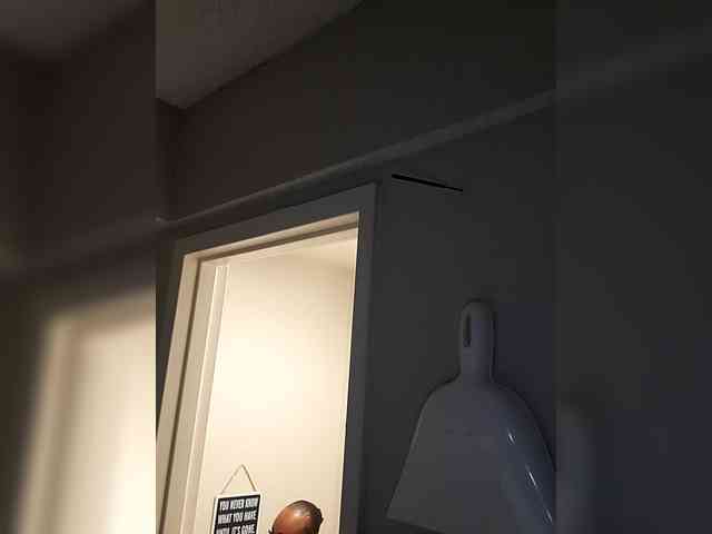 QueenAnitaDix webcam