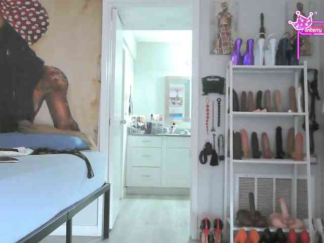 QueenAnitaDix