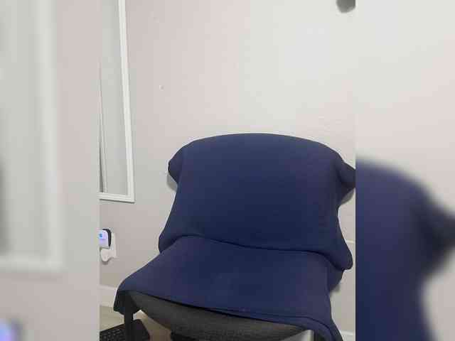 QueenAnitaDix webcam