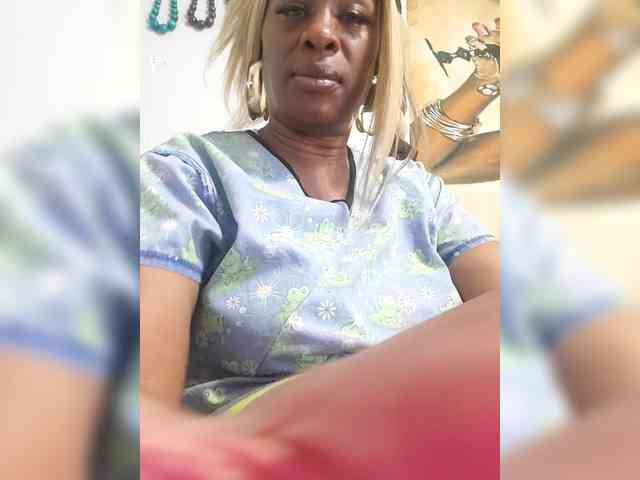 QueenAnitaDix webcam