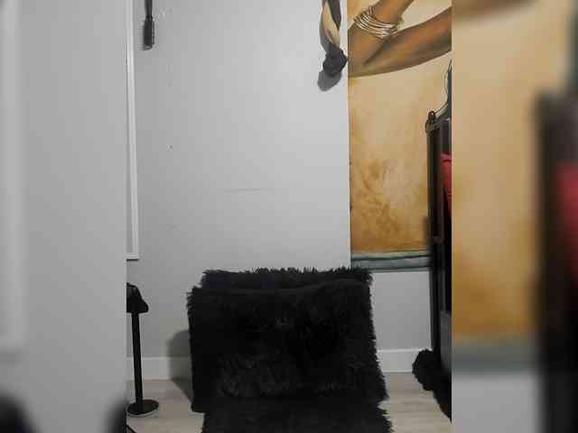 QueenAnitaDix webcam