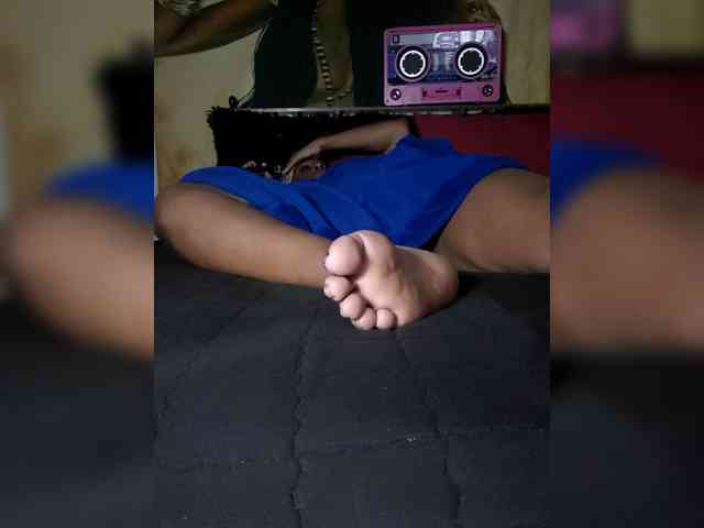 QueenAnitaDix webcam