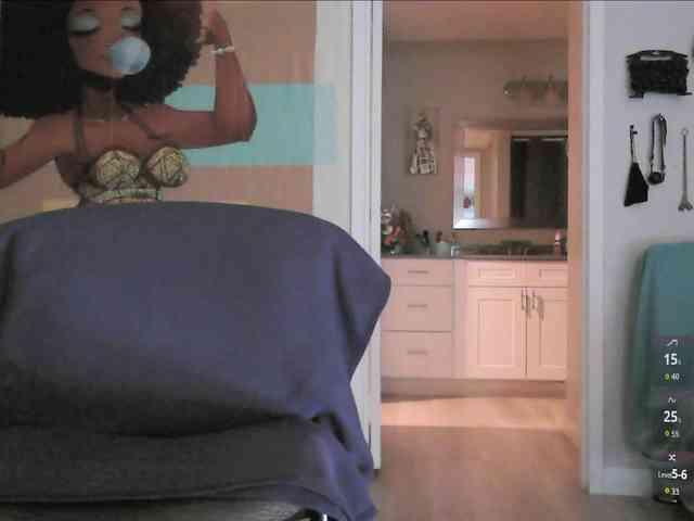 QueenAnitaDix webcam