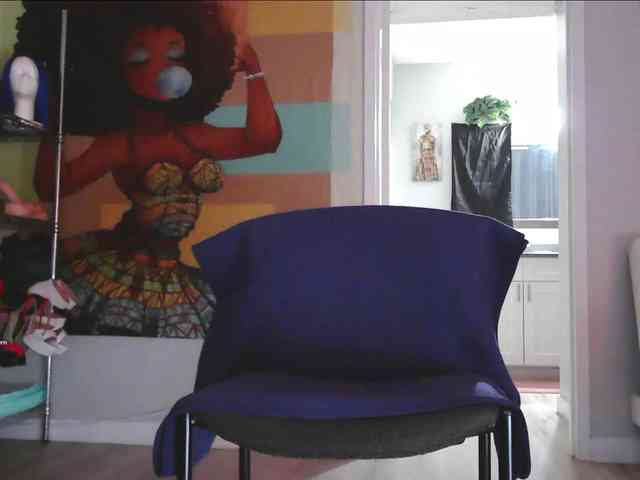 QueenAnitaDix webcam