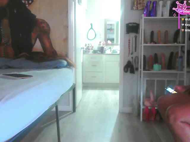 QueenAnitaDix
