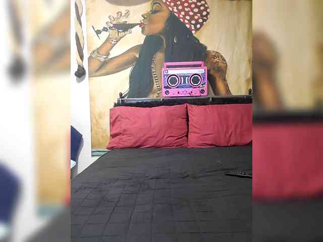 QueenAnitaDix webcam