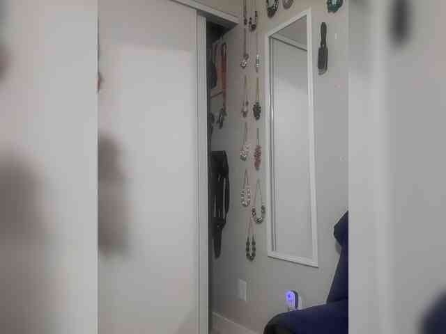 QueenAnitaDix webcam