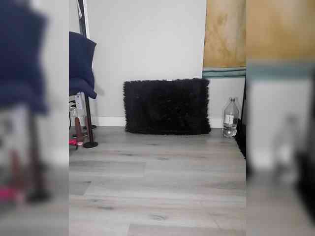 QueenAnitaDix webcam