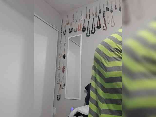 QueenAnitaDix webcam