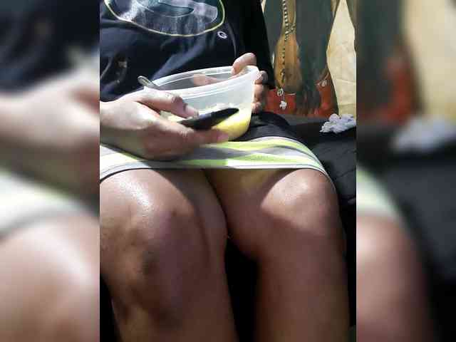 QueenAnitaDix webcam