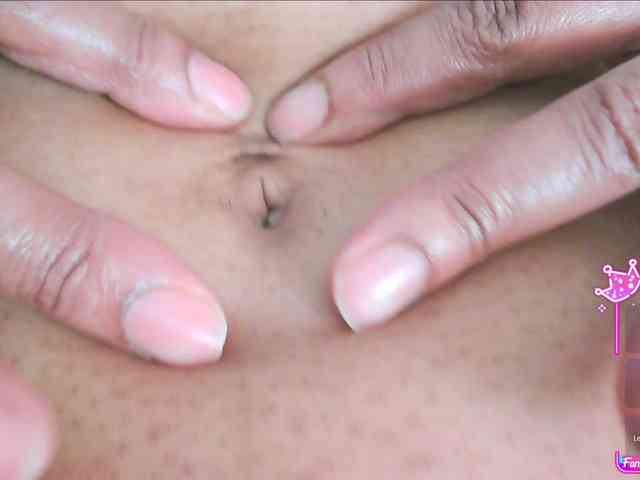 QueenAnitaDix webcam