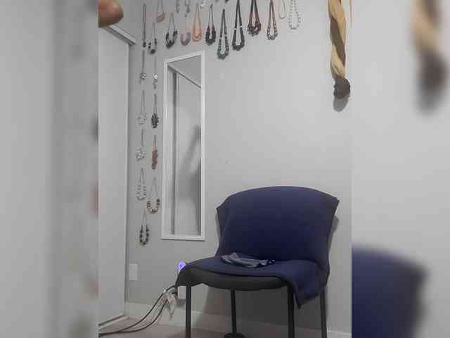 QueenAnitaDix webcam