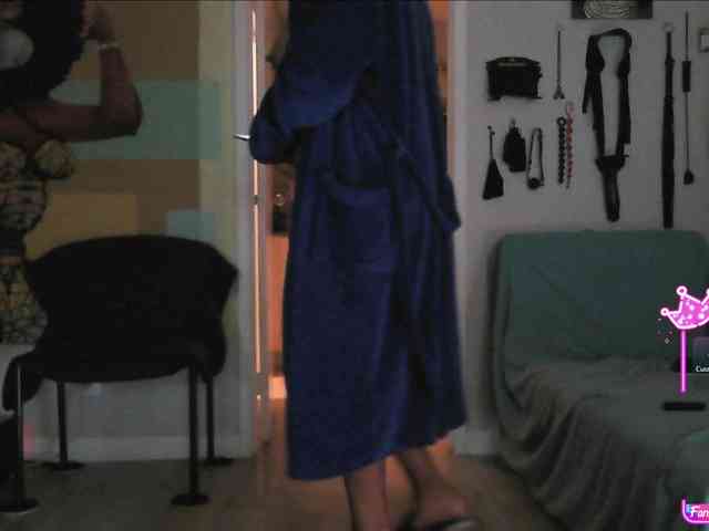 QueenAnitaDix webcam