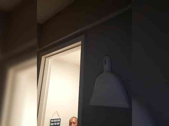 QueenAnitaDix webcam