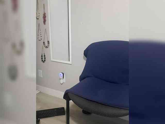 QueenAnitaDix webcam