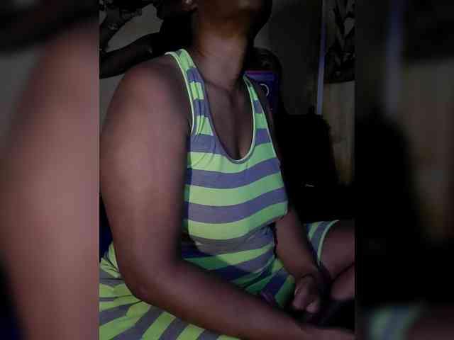 QueenAnitaDix webcam