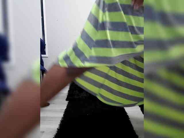 QueenAnitaDix webcam