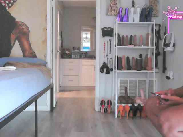 QueenAnitaDix webcam