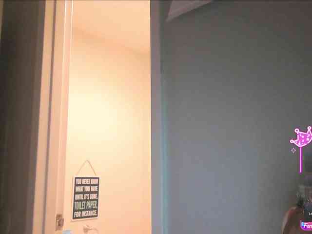 QueenAnitaDix webcam