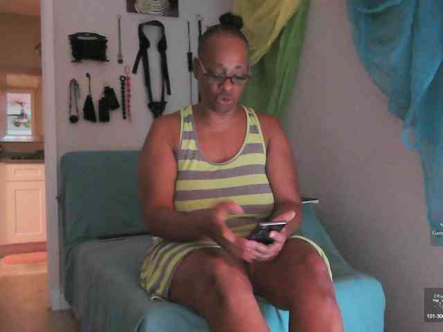 QueenAnitaDix