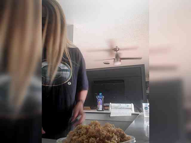 QueenAnitaDix webcam