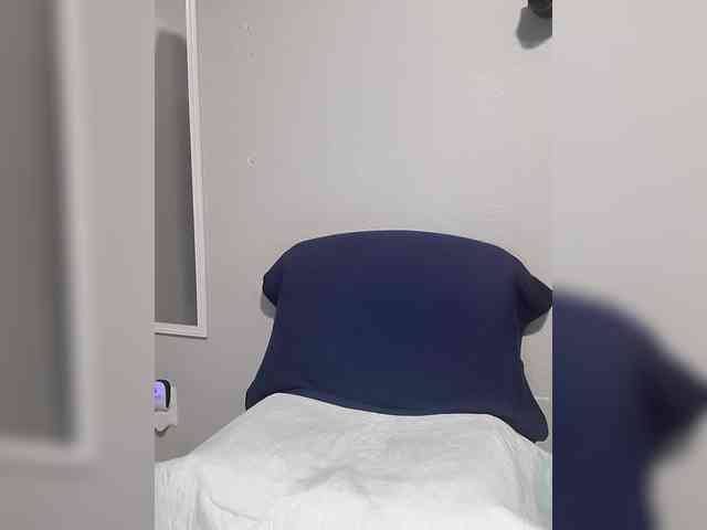 QueenAnitaDix webcam