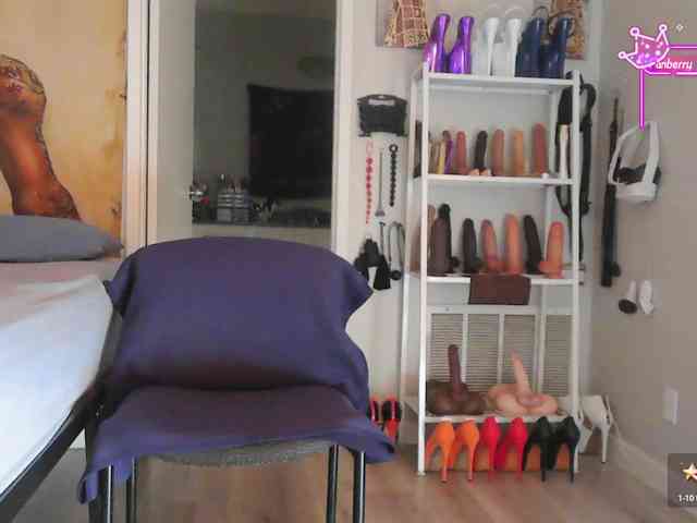 QueenAnitaDix webcam
