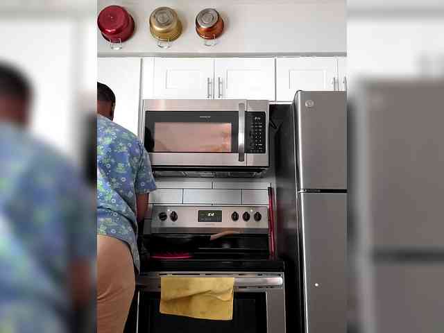 QueenAnitaDix webcam