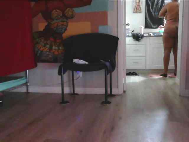 QueenAnitaDix webcam