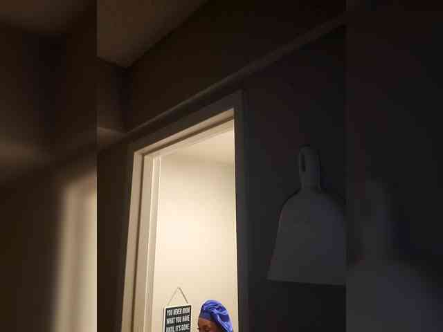 QueenAnitaDix webcam