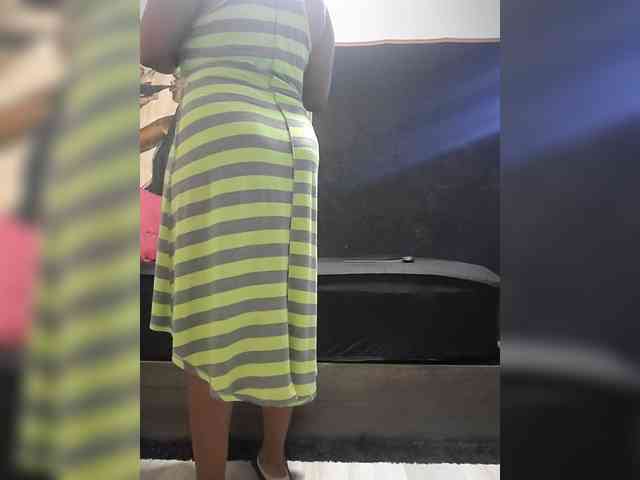 QueenAnitaDix webcam