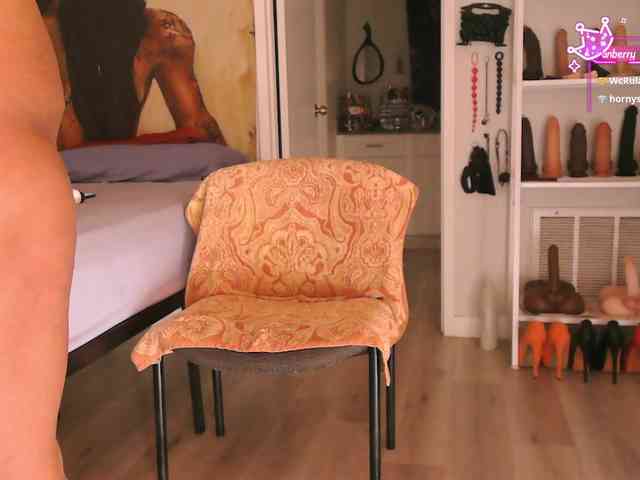 QueenAnitaDix webcam