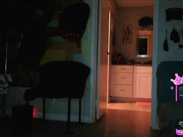 QueenAnitaDix webcam