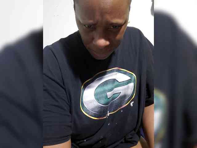 QueenAnitaDix webcam