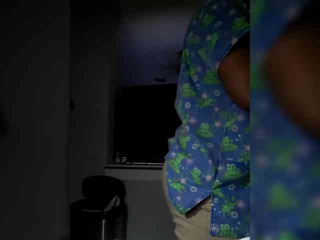 QueenAnitaDix webcam