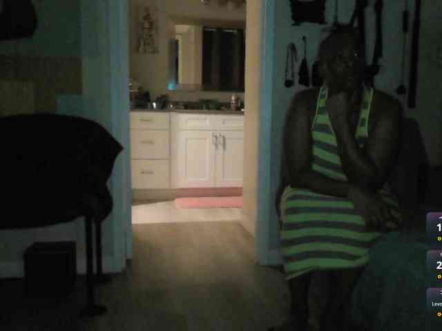 QueenAnitaDix webcam