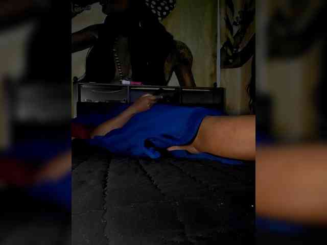 QueenAnitaDix webcam