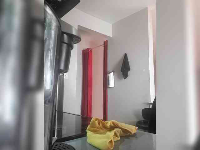 QueenAnitaDix webcam