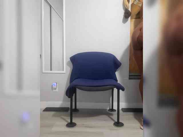 QueenAnitaDix webcam