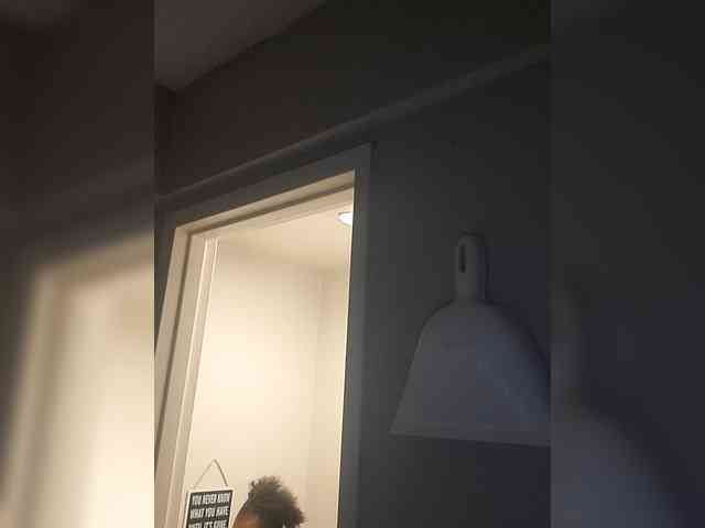 QueenAnitaDix webcam