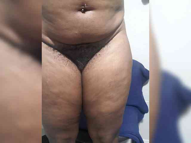 QueenAnitaDix webcam