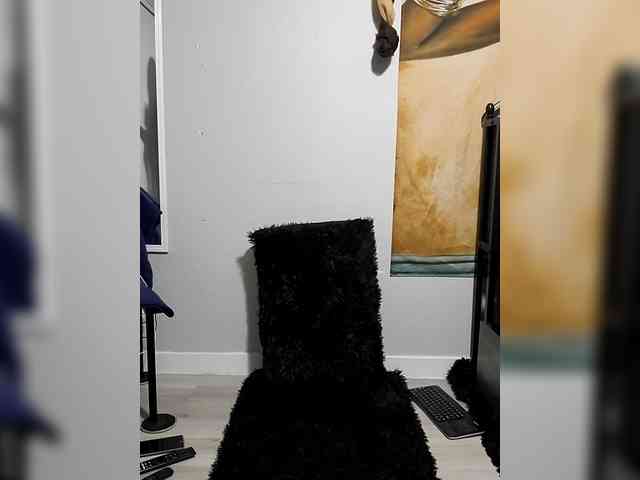 QueenAnitaDix webcam