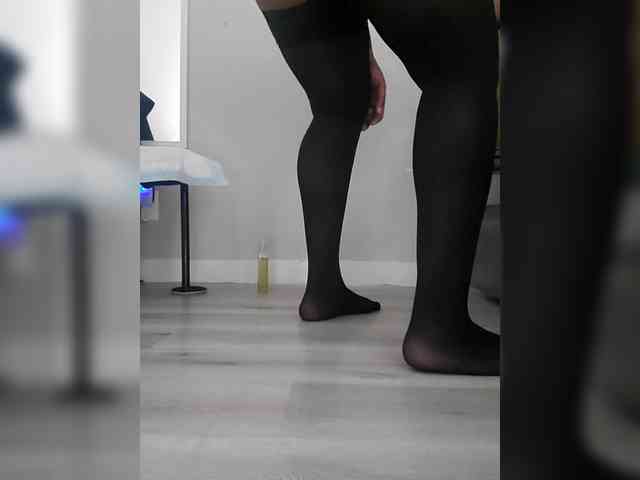 QueenAnitaDix webcam