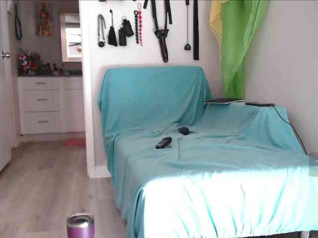 QueenAnitaDix webcam